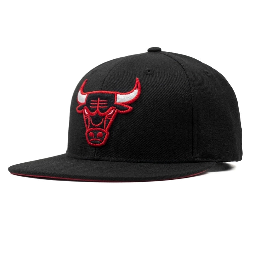 Oversized Chicago Bulls Matt Black Limited Edition