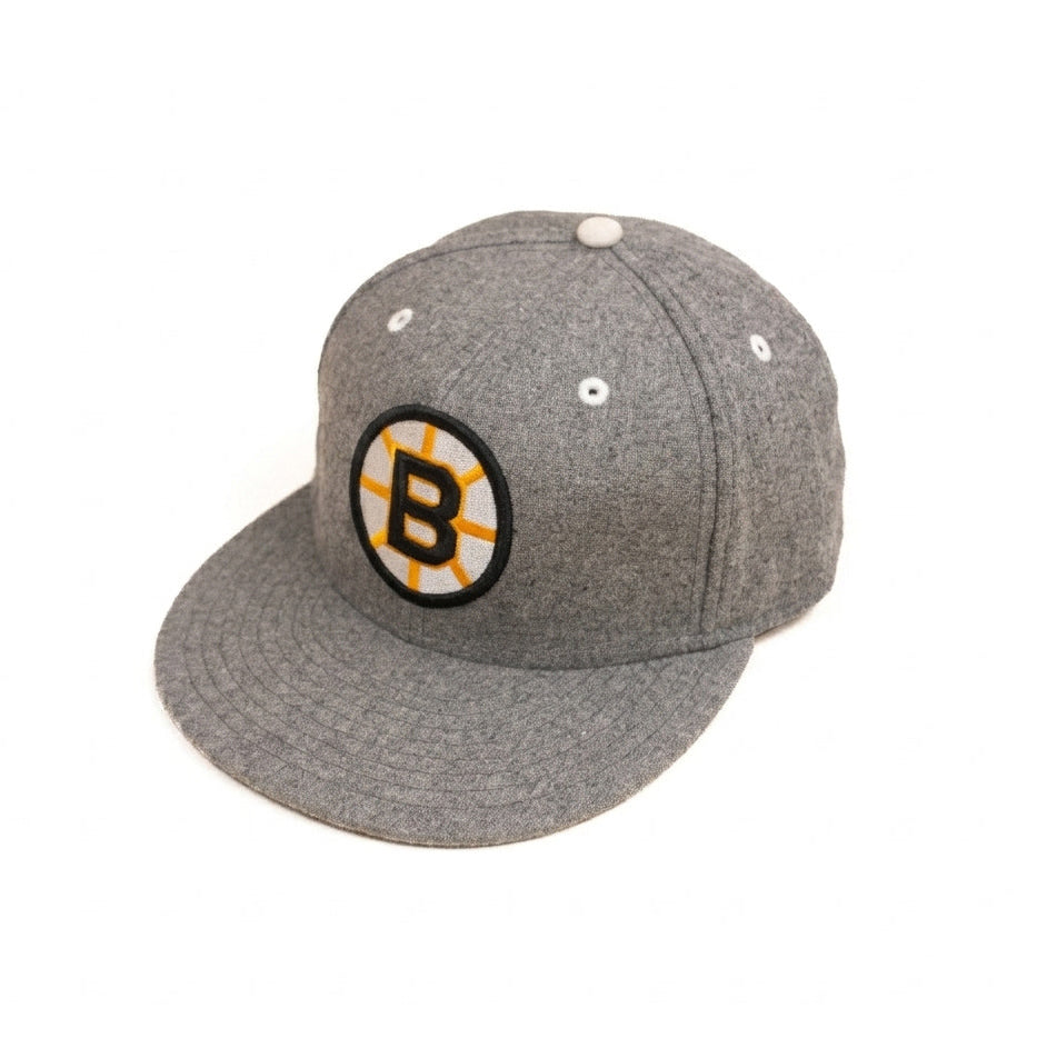 Oversized B Mitchell & Ness Black Limited Edition