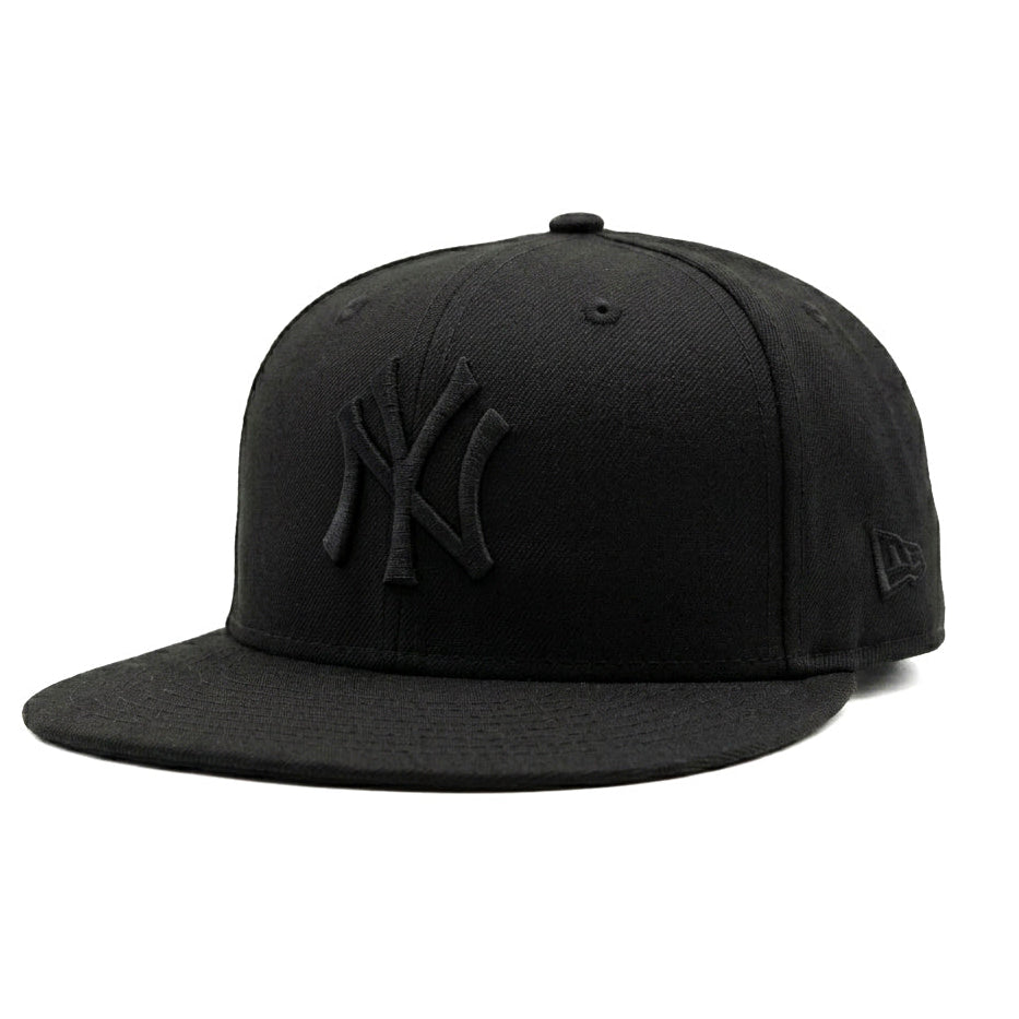 Oversized New Era NY Black Limited Edition
