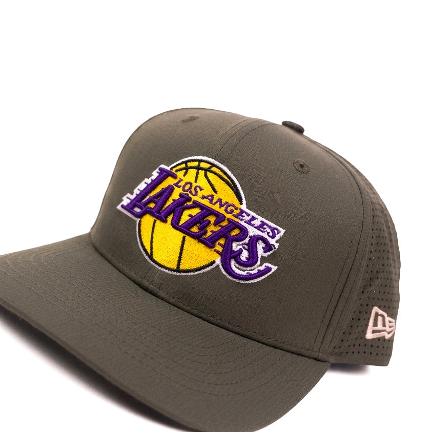 New Era Los Angeles Lakers Limited Edition Snapback Cap