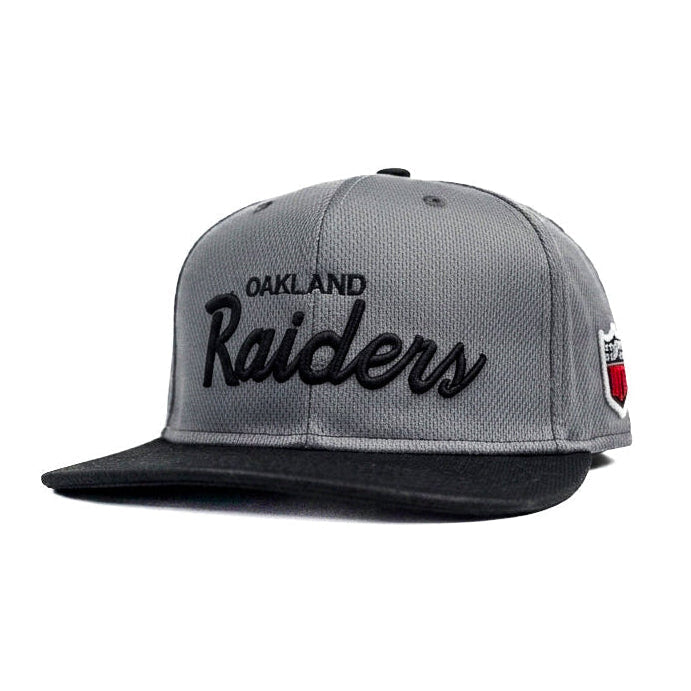 Oakland Raiders Mitchell & Ness NFL Limited Edition Snapback Cap