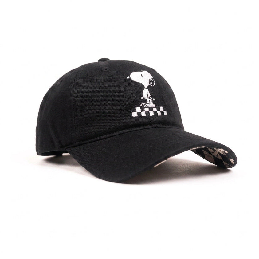 Snoopy The Dog Black Bockless Cap