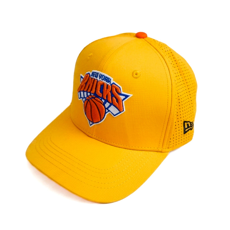 New Era New York KNICKS Limited Edition Snapback Cap