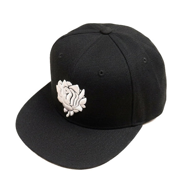 White Rose Snapback cap