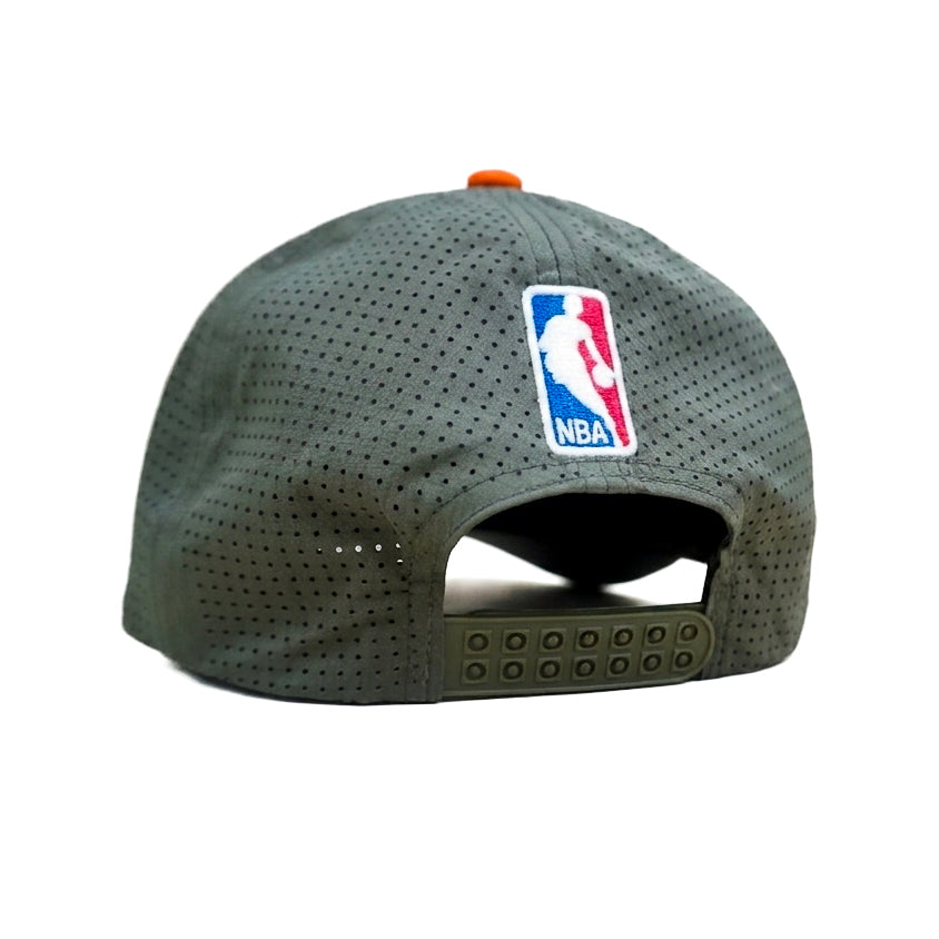 NEWYORK KNICKS NBA Limited Edition Snapback Cap