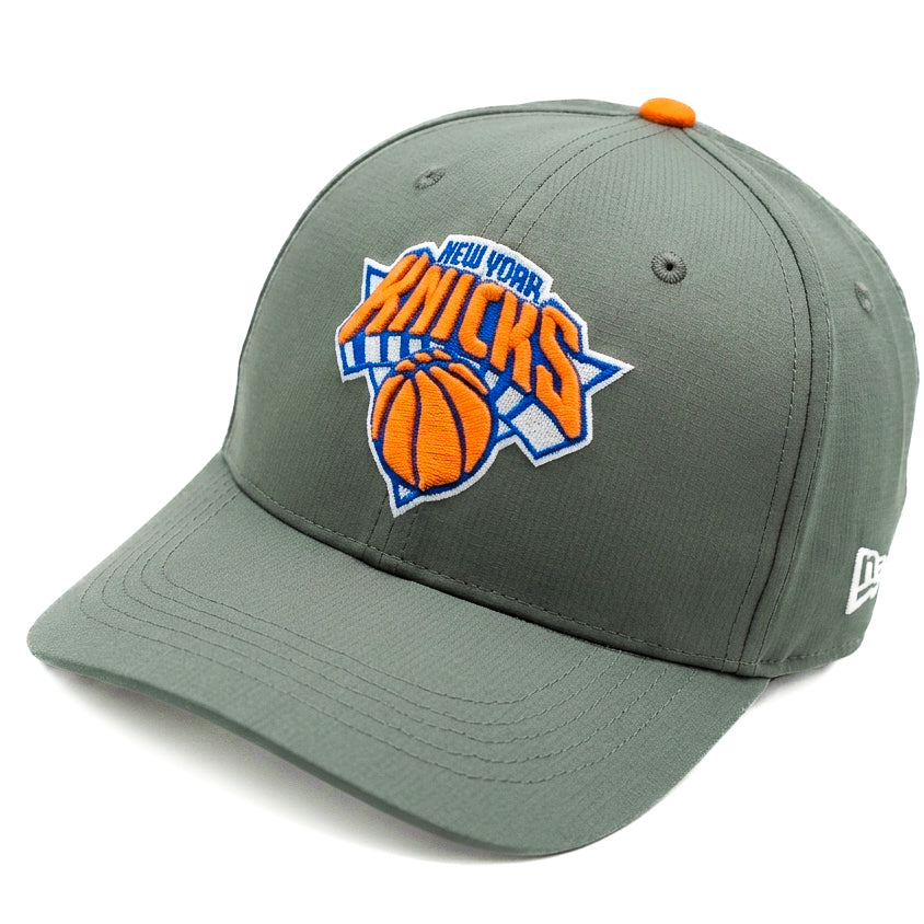 NEWYORK KNICKS NBA Limited Edition Snapback Cap