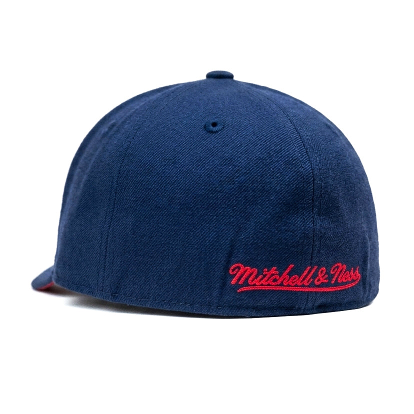 Oversized NHL CH Fitted Cap