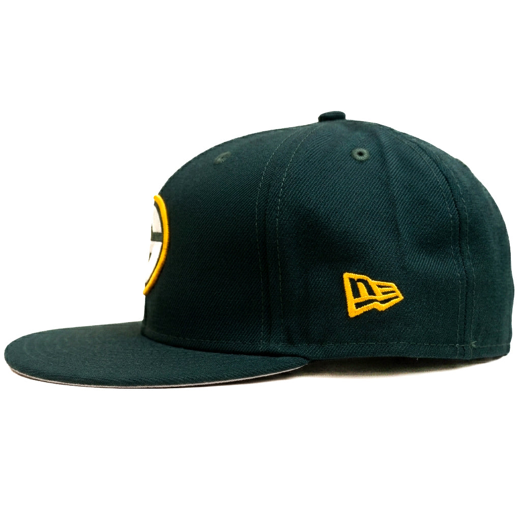 Oversized New Era G NFL Limited Edition