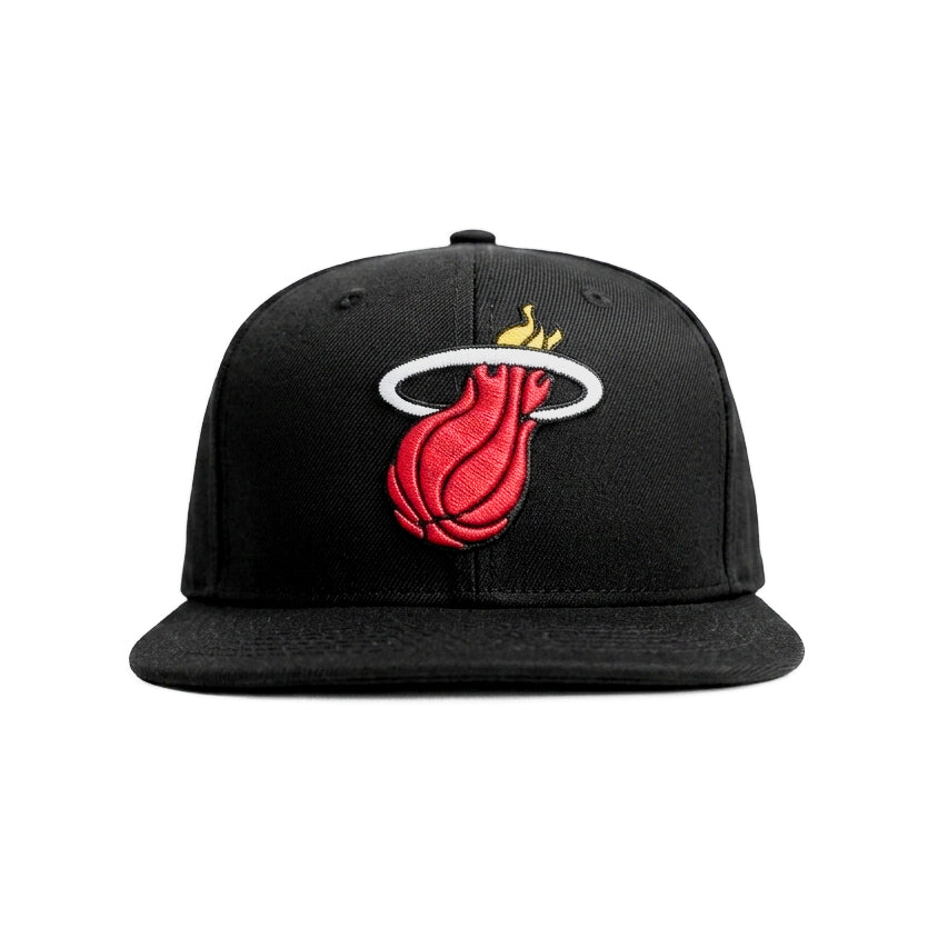 Fire Dunk Nba Limited Edition Fitted Cap