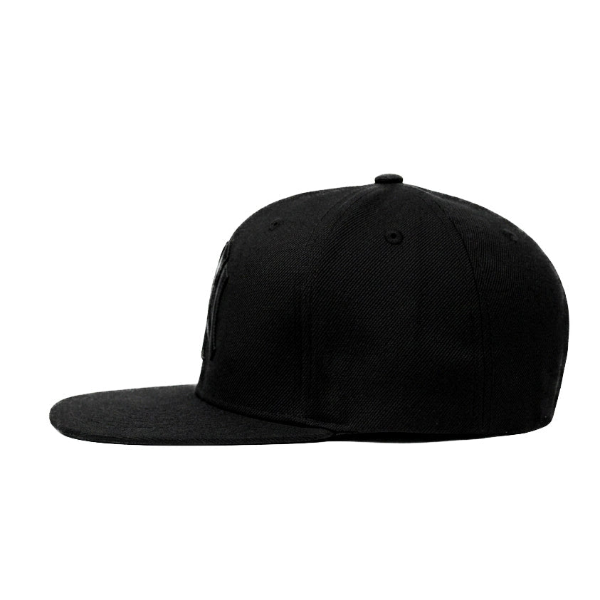 NY Black Snapback Cap