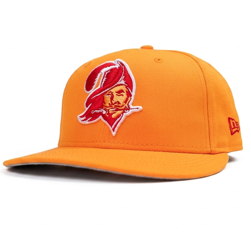 Oversized New Era Fitted Buccaneers Limited Edition