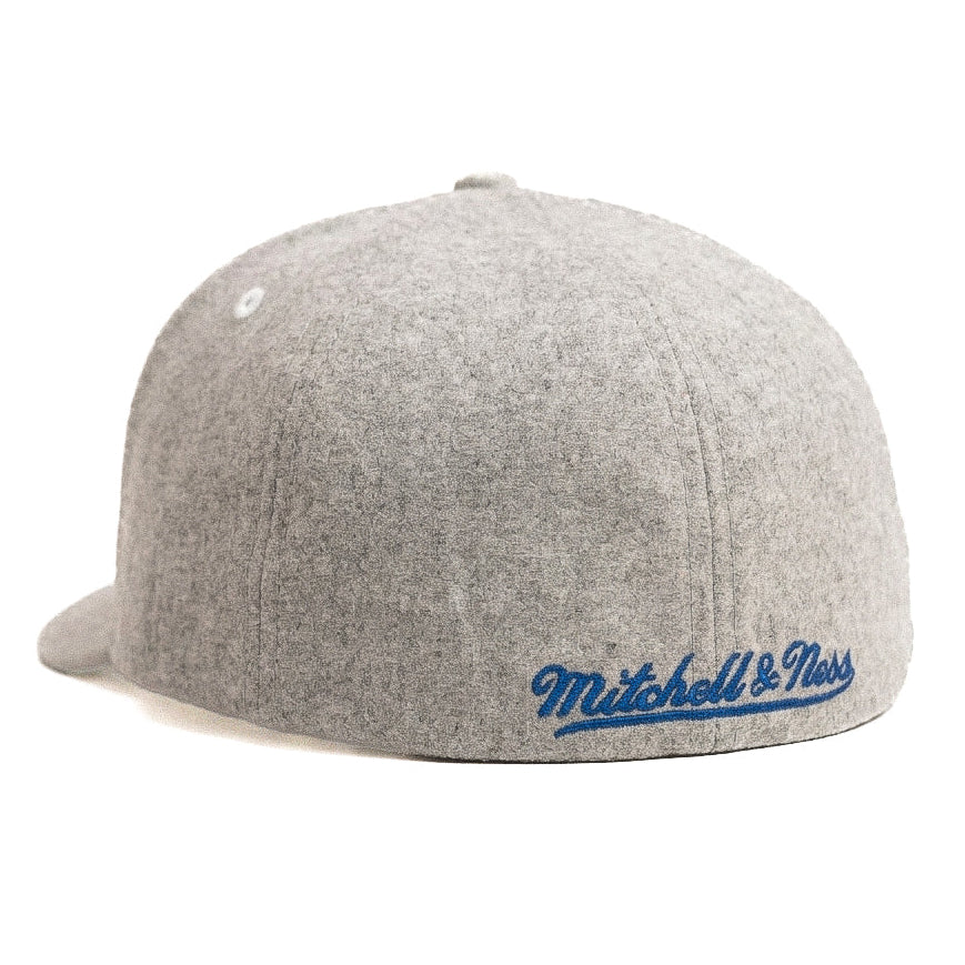 Oversized Los Angeles Clippers Grey Mitchell & Ness Limited Edition