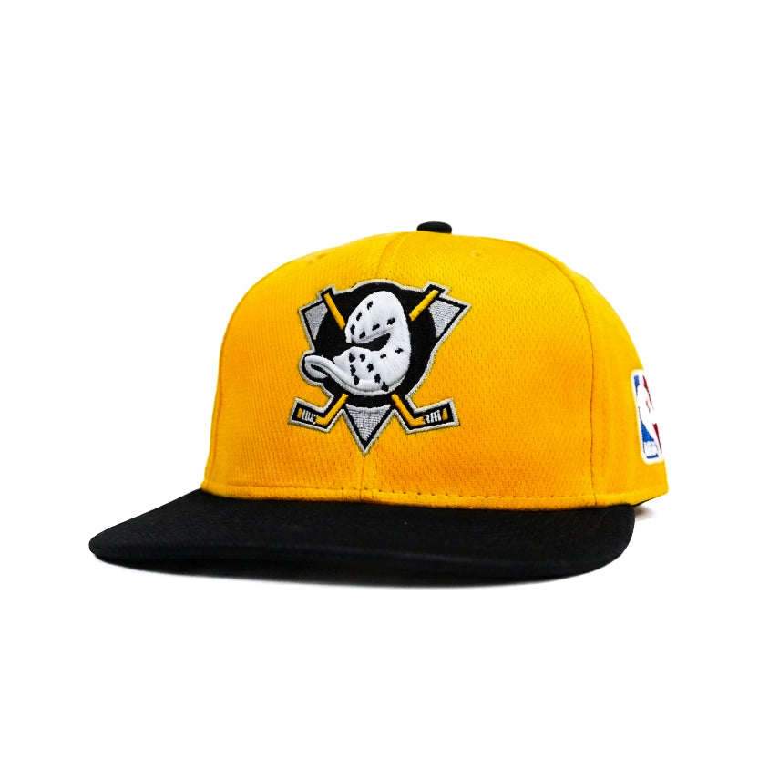 Mitchell & Ness Limited Edition Ghostpatch NBA Snapback Cap